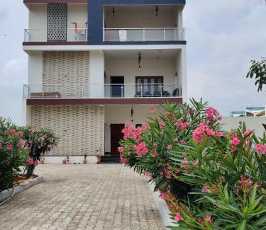 Tiruvannamalai House | Meadow View
