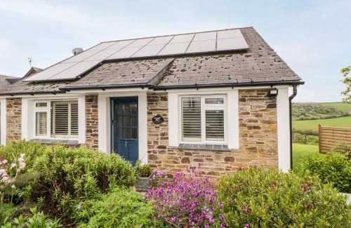 Newton Ferrers House | Meadowlea Cottage