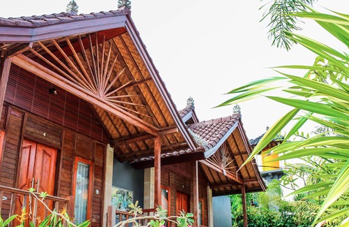 Jungut Batu Hotel | Medal Jaya Hostel & Room