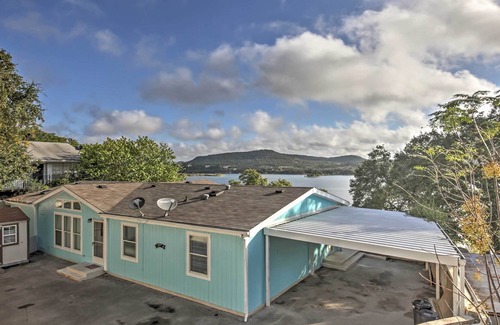 Lakehills House | Medina Lake Getaway w/ Fire Pit & Water Views!
