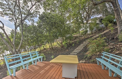 Lakehills House | Medina Lake Getaway w/ Fire Pit & Water Views!