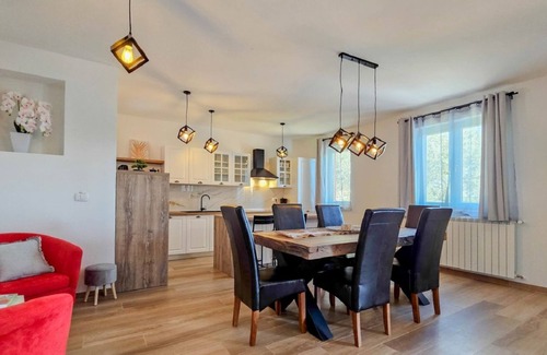 Karigador House | Mediterranean vacation home just 800 meters to the beach with private pool and dog-friendly