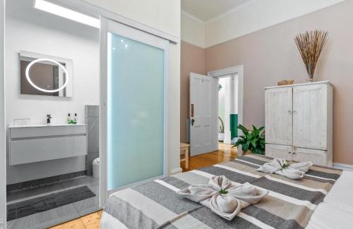 Cape Town City Centre House | Mediterranean Villa Guesthouse