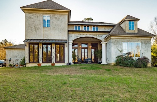 Slidell House | MEDITERRANEAN VILLA near NEW ORLEANS