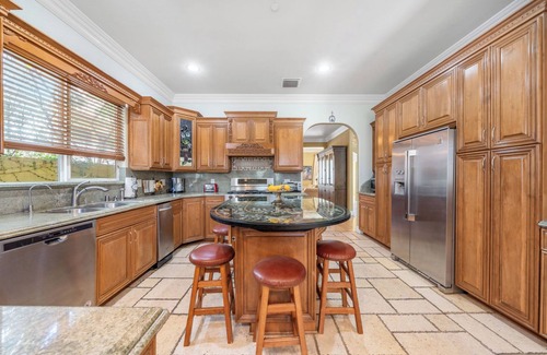 Burbank House | Mediterranean Villa - Pool&Sauna