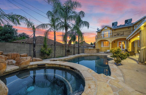 Burbank House | Mediterranean Villa - Pool&Sauna