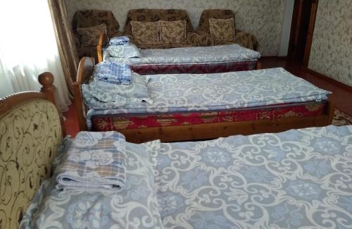 Bokonbayevo House | Meerim Guest House