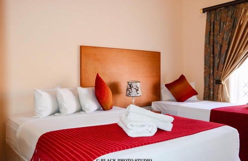 Nqutu Hotel | Meet Mekaar Resorts - Nquthu Hotel