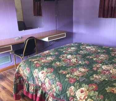 Leisenring Hotel | Melody Motor Lodge