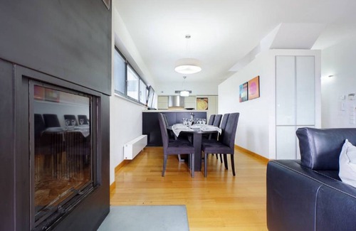 Daratsos House | Melposhouse,seaview, 3bd, 3ba,luxury, stylish home