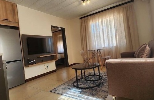 Greater Johannesburg Metropolitan Area Apartment | Melrose Corner