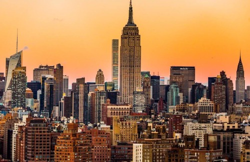 Bowery House | Memorable Getaway! 4 Deluxe Units, A Few Minutes Trip to the Cooper Triangle!