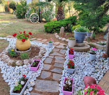 Alexandroupoli House | Menƴ's Azure Escape