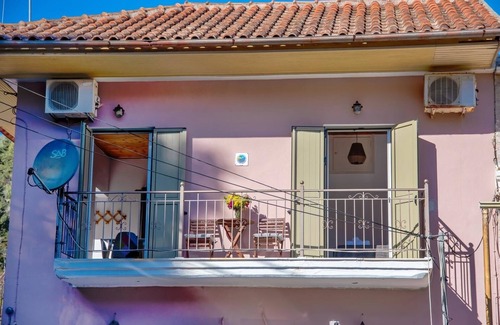 Koutsi Apartment | Meraki Apartment - One Bedroom Apartment, Sleeps 3