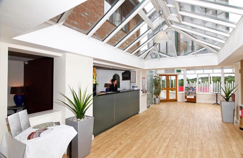 Hatfield Hotel | Mercure Hatfield Oak Hotel