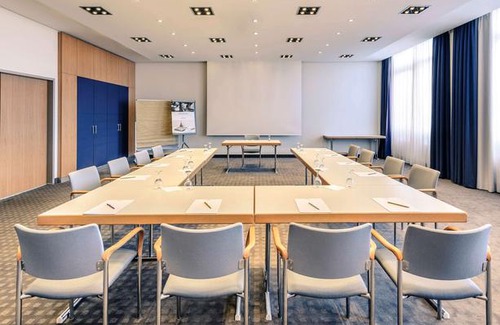 Eschborn Hotel | Mercure Hotel Frankfurt Eschborn Helfmann-Park