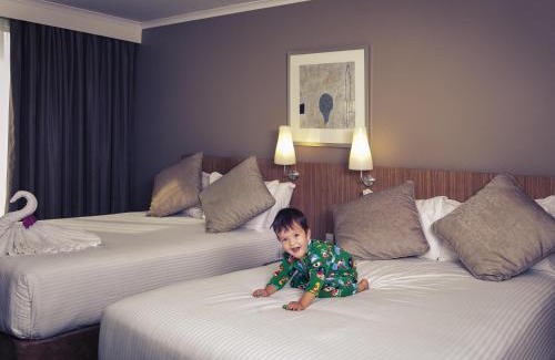 Rosehill Hotel | Mercure Sydney Parramatta