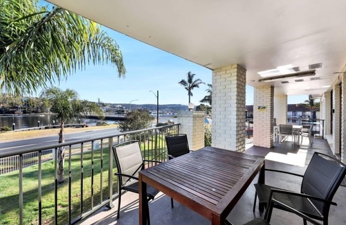 Merimbula Apartment | Merimbula Aquarius - 3 bedroom Deluxe Lake View