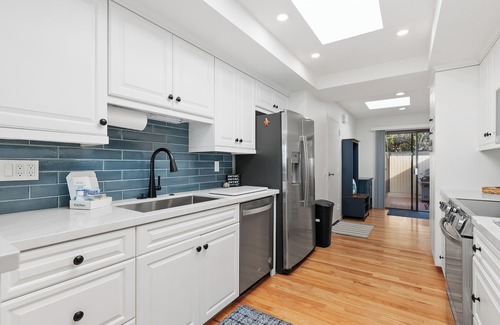 Del Mar Heights Condo | Mermaid's Lookout - Pet-Friendly Del Mar Vacation Rental with Ocean Views