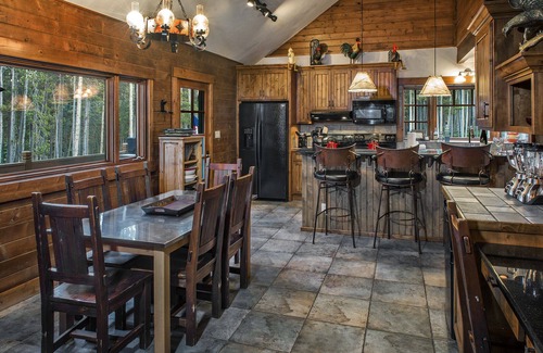 Peak 8 House | Merry Christmas! DEC 20-26 OPEN! Ski in&out. Your Epic Luxury Lodge on Peak 8.