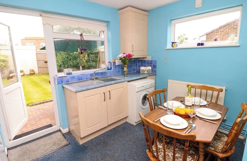 Selsey Cottage | MERRYFIELD, pet friendly, country holiday cottage in Selsey