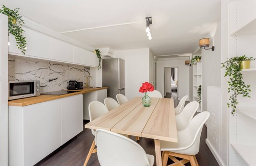2nd Arrondissement Apartment | Merveil - Family suite - Louvre - Victoires