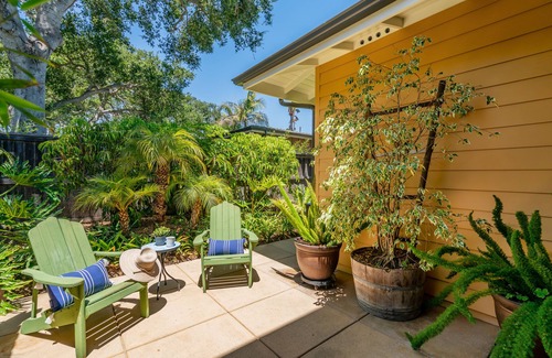 West Mesa House | Mesa Bliss - Tropical Oceanside Guest House on the Mesa