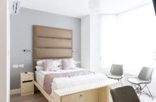 Kilburn Apartment | Messina Studios