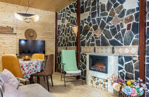 Bagvdanari Apartment | Mestia Alpine Cottage