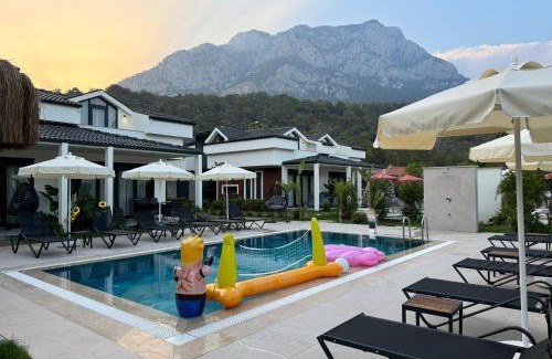 Kemer Villa | - Meta Homes -