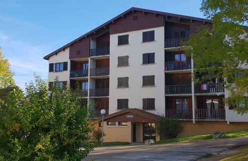 Metabief Apartment | METABIEF -GENEVRIERS - Bat Les Gentianes Apartment 6 Pers