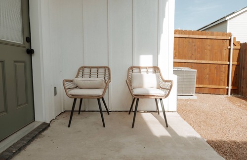 San Angelo House | Metcalfe lake