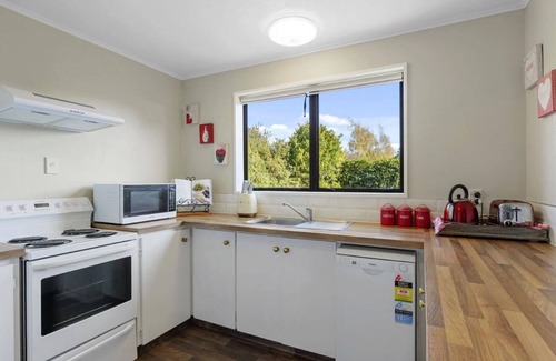 Methven House | Methven MtHutt/Opuke big house-private,fenced,5 min walk to centre, pet-friendly