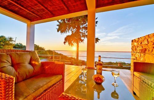 Livadia House | Metochi Seaview Holiday House