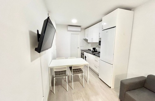 Prosperidad Apartment | Metro Avenida de América 09