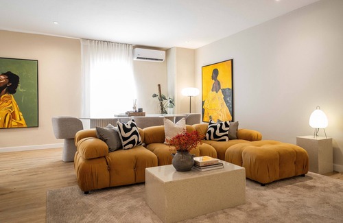 Lekki Phase 1 Apartment | Metropolis Lekki - 2 bedroom with King Bed, pool, 24/7 power, city view