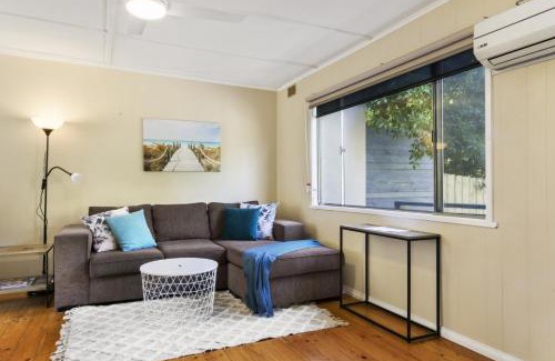 Metung Apartment | Metung Akora 2Bdrm Apartment 3 Pets and Boats welcome