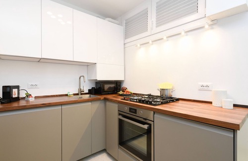 San Benedetto di Lugana Apartment | MGH Family Stay - Costa D'Oro Superior Apartment