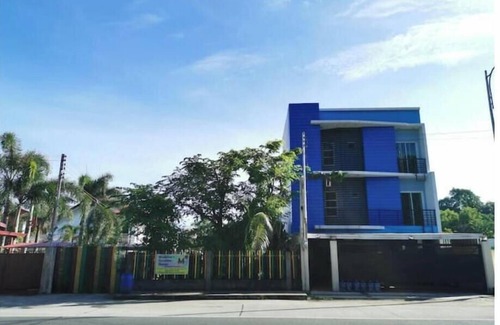 San Juan Apartment | MH Dayaw Room in Urbiztondo, San Juan, LU