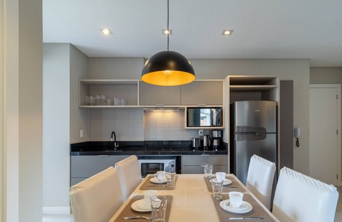 Centro Condo | MHF II Apts Variados em Prédio com Vista para o Mar em Itapema