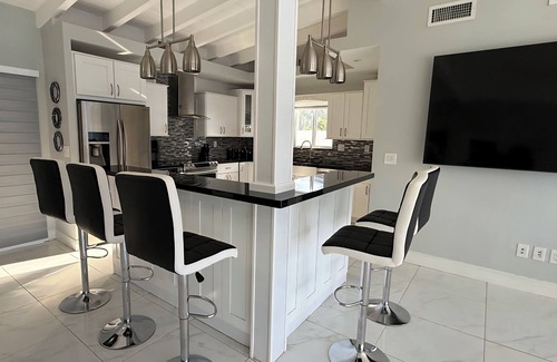 North Miami Beach House | Miami Lifestyle/Modern, Private heated Pool, BBQ