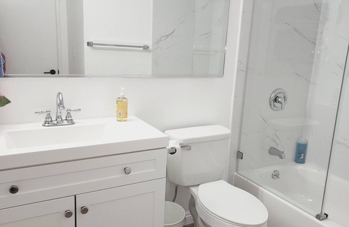 Huntington Beach House | Mickey Mouse House Close To Disneyland