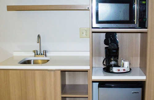 Penn Yan Hotel | Microtel by Wyndham Penn Yan Finger Lakes Region