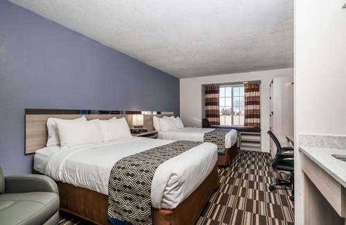 Rochester Hotel | Microtel Inn and Suites Rochester