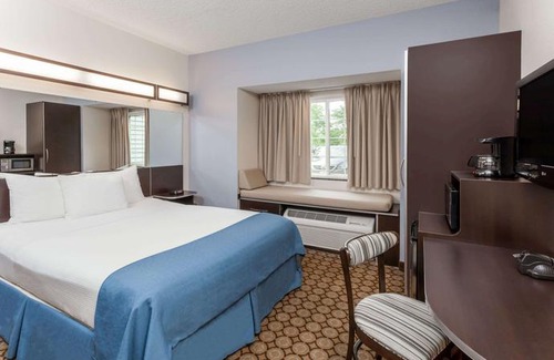 Elkhart Hotel | Microtel Inn and Suites Elkhart