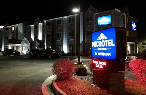 Elkhart Hotel | Microtel Inn and Suites Elkhart