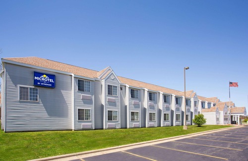 Janesville Hotel | Microtel Inn by Wyndham Janesville