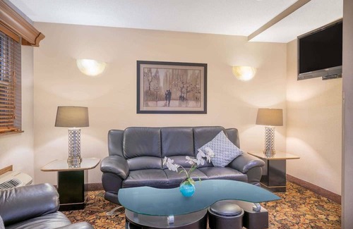 Eagan Hotel | Microtel Inn & Suites by Wyndham Eagan/St Paul