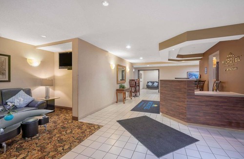 Eagan Hotel | Microtel Inn & Suites by Wyndham Eagan/St Paul