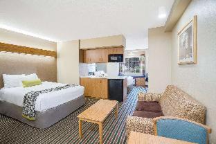 Pigeon Forge Hotel | Microtel Inn & Suites by Wyndham Pigeon Forge